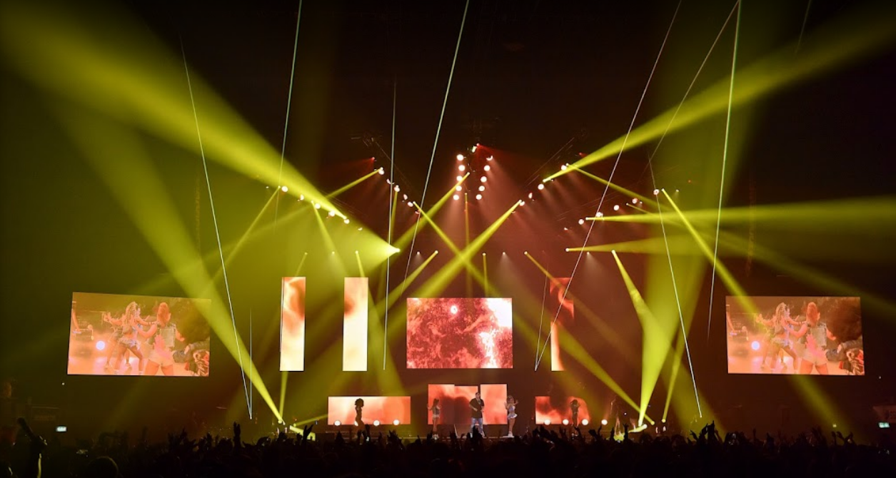 P4 LED Display 640*640 Die-casting Aluminum IP65 Waterproof Outdoor Rental Fixed LED Screen